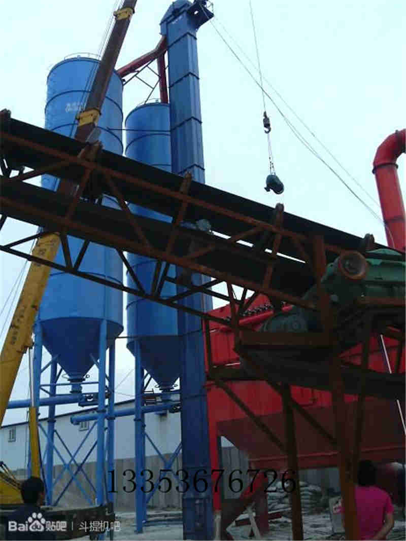 斗式提升機(jī)常見(jiàn)的物料堆積問(wèn)題如何解決方法