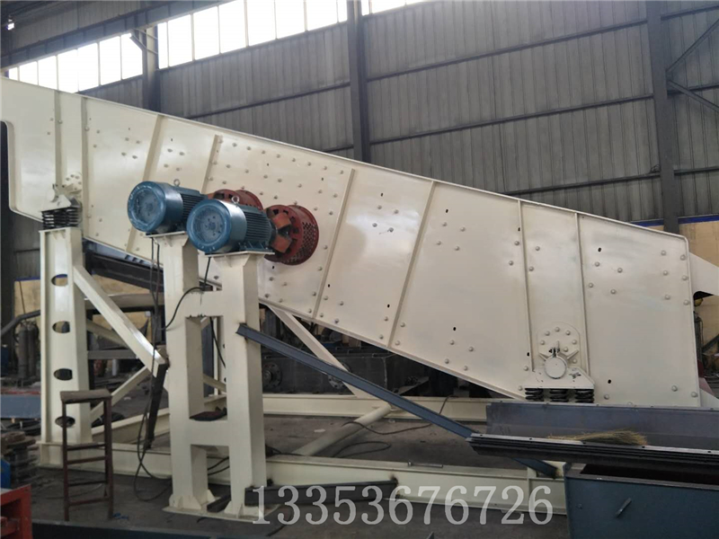 3070振動(dòng)篩煤機(jī)1 3070振動(dòng)篩煤機(jī)1