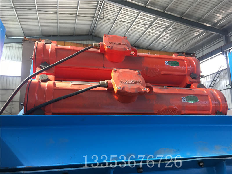 雙層疊篩4級振動(dòng)電機(jī)