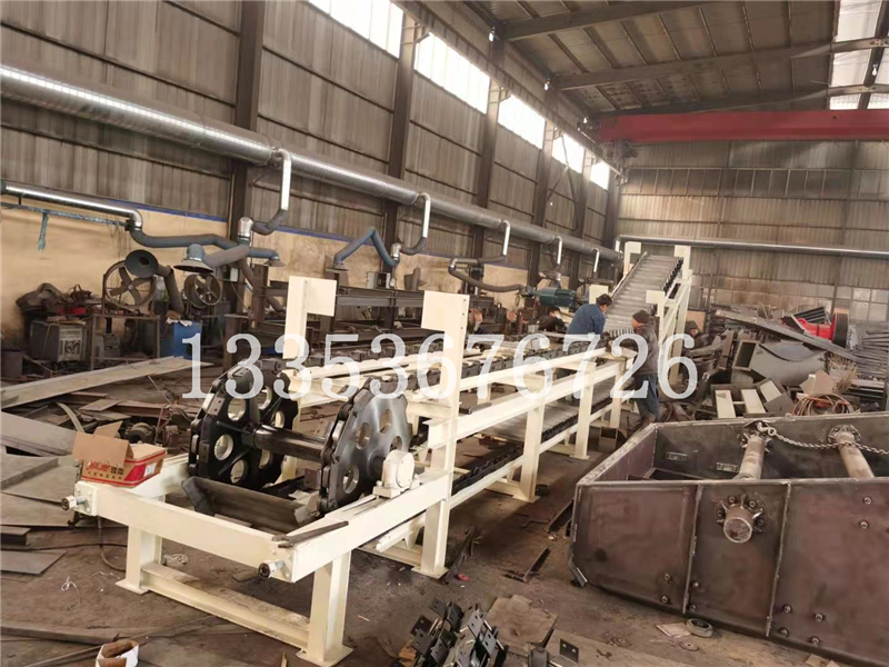 不銹鋼防腐蝕鱗板式輸送機2 不銹鋼防腐蝕鱗板式輸送機2