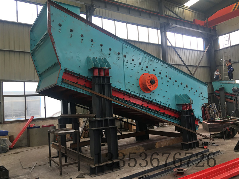 煤礦原煤分級(jí)弛張沸騰篩可做成多少層有弛張效果的篩面？