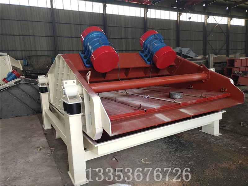 砂石料廠水洗砂直線脫水篩在使用時我們要注意哪些？1